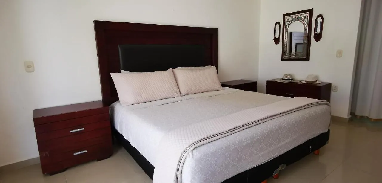 Villa Aurora Beautiful Beachfront Apartment Cancún